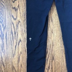 Black ivivva leggings